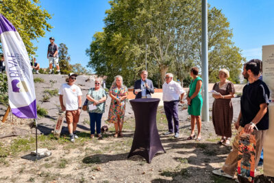 Agrandir l'image 11 sur 23, fenêtre modale